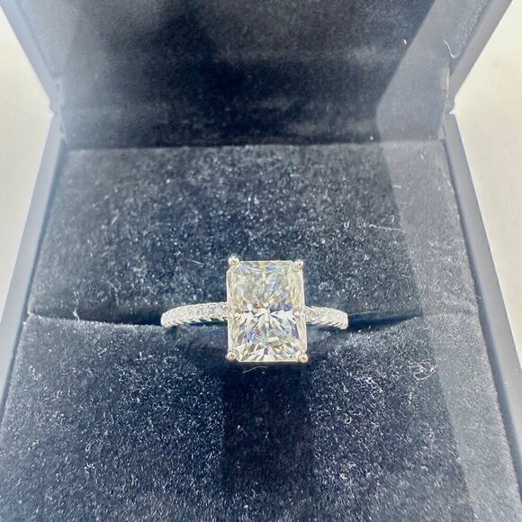 Moissanite Diamond Engagement Ring Radiant Cut 3 Ct 925 18K Gold Finish GRA - Picture 9 of 9